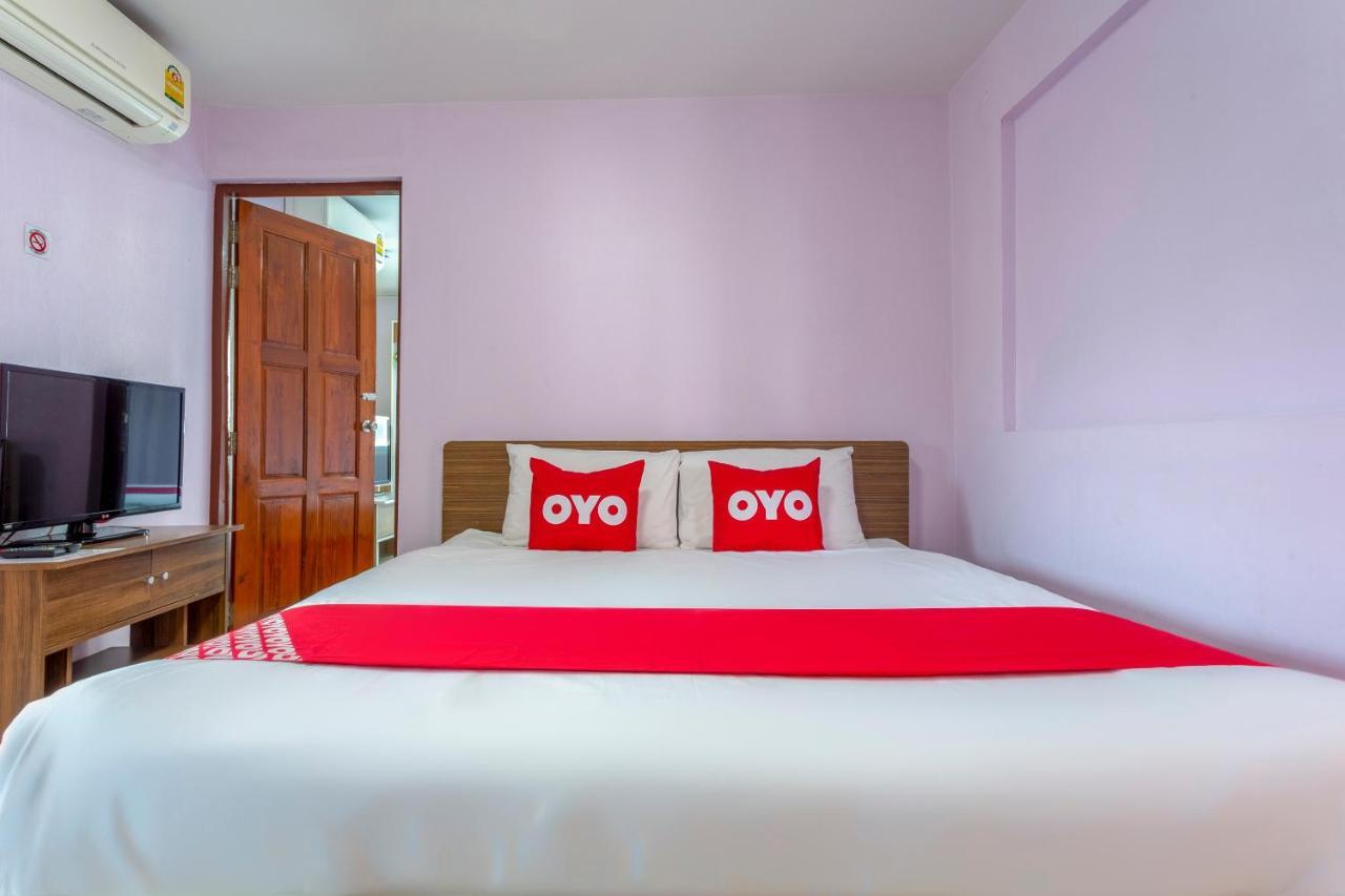 Oyo 1053 Bloom Guest House Chiang Mai Exterior photo